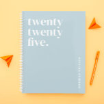 Agenda Escuela azul de luz suave<br><div class="desc">Lo último en suministros escolares de bonito. Perfecto para volver a los útiles escolares, este planificador es una escuela imprescindible para organizar su vida académica. Ideal para los suministros escolares de secundaria, los suministros de la escuela media y los suministros de la escuela universitaria, es el epítome de los adorables...</div>