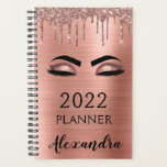 Agenda Eyelashes Rosa Oro Rubor Purpurina rosa 2022<br><div class="desc">Oro Rosa 2022 - Rubor Pink Eyelashes Purpurina espumoso Monograma y bloc de notas espiral inicial. Esto hace que el dulce perfecto cumpleaños 16,  boda,  ducha de novia,  aniversario,  ducha de bebé o fiesta de soltera sea regalo para alguien que ama el lujo glam y los estilos de moda.</div>