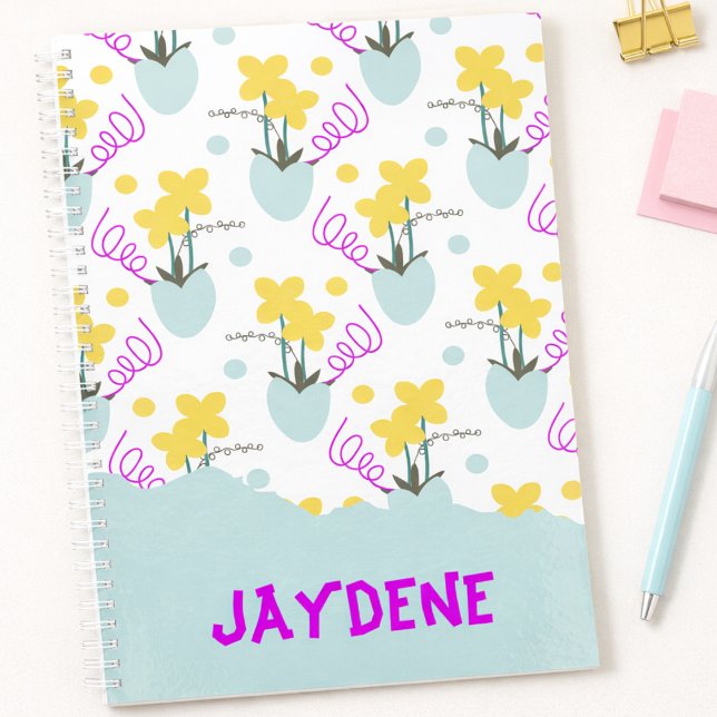 Agenda "Flores Lindas Pasadas en Floreros  (Flowers in vases, dots and squiggles, and your name in bold. It's cute and hand drawn just for you.)