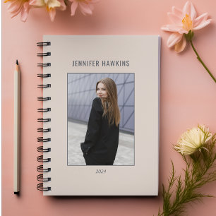 Agenda Foto de mujeres empresarias simples y limpias