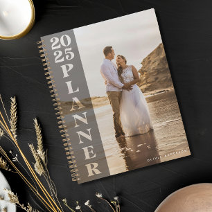 Agenda Foto personalizada 2025 Sobrecarga oscura