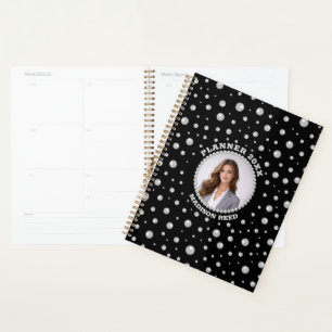 Agenda Foto personalizada con círculo de perlas sobre neg