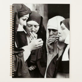 Agenda Fotografía de las monjas humeantes de la época