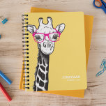 Agenda Funny Geek Giraffe Name 2024 Planner<br><div class="desc">Personalizado y gracioso planificador 2024 con un fondo amarillo brillante que puede cambiarse a cualquier color,  una extraña jirafa geek con gafas rosas,  tu nombre y el año.</div>