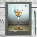 Agenda Funny Ocean Design Wine Year<br><div class="desc">Planner con una escena de fantasía con una copa de vino y un bonito pez dorado,  así como una estrella de mar. Combinando la magia del mar con el placer de una buena copa de vino y una sonrisa.</div>