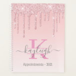 Agenda Girly Rosa Oro Purpurina Drips Ombre Monograma 202<br><div class="desc">Moderno y niñita rosa purpurina de oro gotea en una espiral de fondo rosa blanco oscuro libro de citas y planificador 2021. Este diseño presenta goteos de purpurinas brillantes de color rosa rosa rosa rosa negro sobre fondo de color blanco rosa claro con nombre y plantilla de texto monograma. El...</div>
