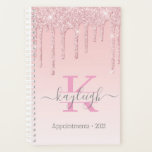 Agenda Girly Rosa Oro Purpurina Drips Ombre Monograma 202<br><div class="desc">Moderno y niñita rosa purpurina de oro gotea en una espiral de fondo rosa blanco oscuro libro de citas y planificador 2021. Este diseño presenta goteos de purpurinas brillantes de color rosa rosa rosa rosa negro sobre fondo de color blanco rosa claro con nombre y plantilla de texto monograma. El...</div>
