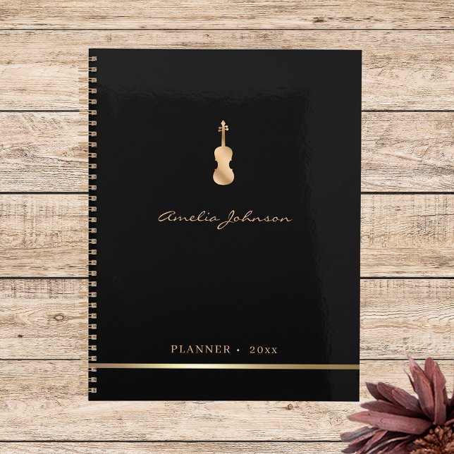 Agenda Gold Violin Elegant Music 2026 Yearly Planner (Subido por el creador)