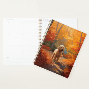 Agenda Goldendoodle en otoño inspira caída de hojas