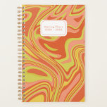 Agenda Haciendo planes Naranja moderno colorido Mármol am<br><div class="desc">Manténgase organizado y con estilo con este alegre y luminoso planner de estampado de mármol amarillo, naranja. Este planificador presenta páginas de planificación semanales y mensuales y ofrece la flexibilidad que necesita para comenzar en cualquier momento. Personalízalo con tu texto y cambia los años para hacerlo único tuyo. Perfecto para...</div>