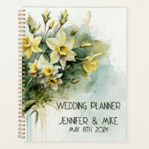 Hermosos daffodis de agua amarilla