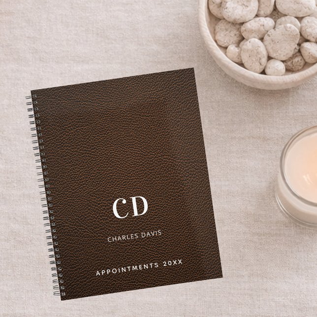 Agenda Iniciales de monograma de cuero marrón 2026 (Subido por el creador)