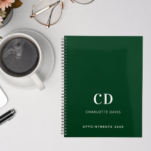 Agenda Iniciales del monograma verde esmeralda 2026