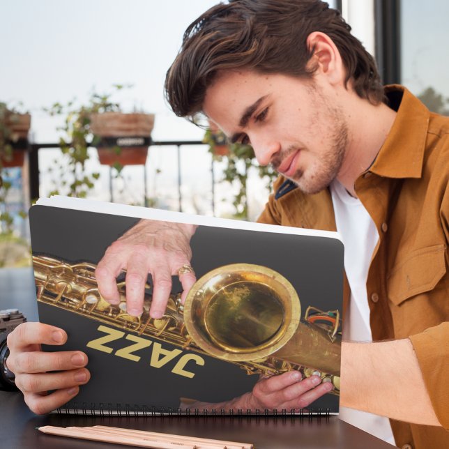 Agenda Jazzman juega foto saxofónica de oro (In Situ)