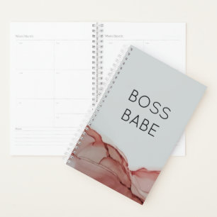 Agenda Jefe abraza tinta rosa de mujer moderna