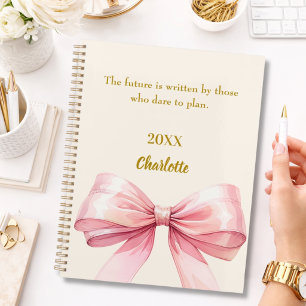 Agenda Lazo rosa beige crema cita inspiradora 2026
