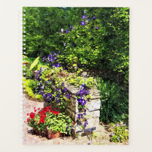 Agenda Lg Planner - Purple Clematis en la pared