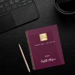 Agenda Logo de negocios burgundy elegante 2025<br><div class="desc">Un fondo burdeos de moda. Personalice y añada su negocio,  el logotipo de la empresa,  un texto,  año y nombre personal. Letras blancas. Si lo desea sin texto,  utilice su tecla de espacio posterior para eliminarlo.</div>