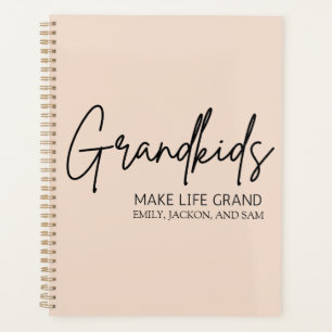 Agenda Los nietos manuscritos hacen la vida grandiosa