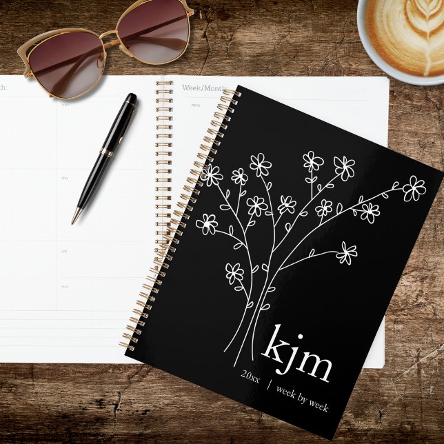 Agenda Minimalist Black and White Monogram Recipe (Subido por el creador)