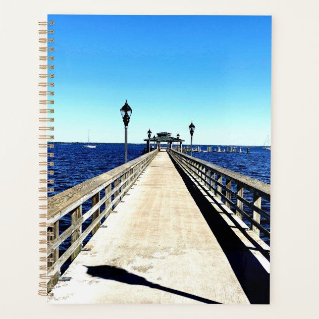 Agenda Mirando hacia abajo el muelle (Anverso)