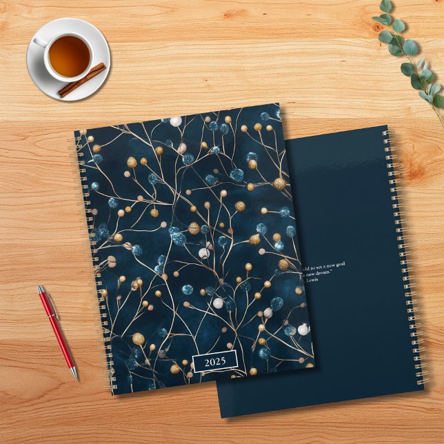 Agenda moda elegante Moody Boho 2025 (Subido por el creador)