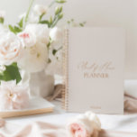 Agenda Moderna y elegante empleada doméstica del planific<br><div class="desc">Diseñado para coordinar con para la Colección Invitación a Boda "Chloe". Para cambiar detalles, haga clic en "Detalles". Para mover el texto o cambiar el tamaño, la fuente o el color, haga clic en "Editar usando la herramienta de diseño". Ver el vínculo de colección en esta página para ver todos...</div>