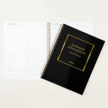 Agenda Moderno negocio profesional elegante de color negr<br><div class="desc">Moderno y elegante personal negro y dorado,  planificador de negocios. Agregue su propio nombre y texto al frente para personalizar.</div>