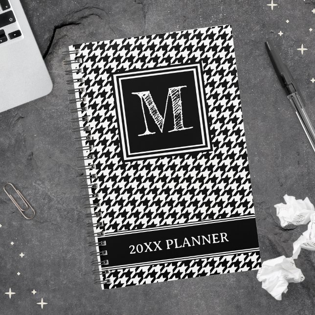 Agenda Monograma clásico negro y blanco (Subido por el creador)