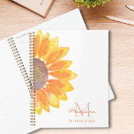 Agenda Monograma de girasol 2025<br><div class="desc">Este planificador floral está decorado con un girasol acuático amarillo y un monograma en una tipografía elegante. Es fácilmente un personalizable y un gran regalo para un amante de los girasoles. Acuarela original © Michele Davies.</div>