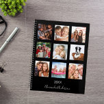 Agenda monograma de la familia de fotos de personalizados<br><div class="desc">Haz tu propio collage de fotos de familia como regalo para tu madre, esposa o para ti mismo. ¡Usa cuatro, nueve de tus fotos favoritas de tu familia, amigos, destino de viaje de ensueño o mascota! Personalice y agregue un nombre y un año. El nombre está escrito con una escritura...</div>