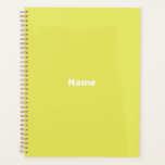Agenda Monograma del año minimalista del personalizado ve<br><div class="desc">Minimalista texto de color verde lima verde,  año,  nombre,  iniciales o monograma personalizado Planner. Texto blanco personalizado sobre fondo de color lime verde claro y sólido.</div>