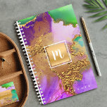 Agenda Monograma moda de acuarela de mármol verde púrpura<br><div class="desc">Un rectángulo de Relieve metalizado dorado brillante y falso con un guion tipográfico monograma inicial sobre un rico fondo de color acuático dorado, morado, verde, acuático y rosa en esta moda, elegante, moderno, personalizado nombre de planificación anual. Personaliza con tu inicial. Este planificador viene en dos tamaños: pequeño (5.5"x8.5") y...</div>