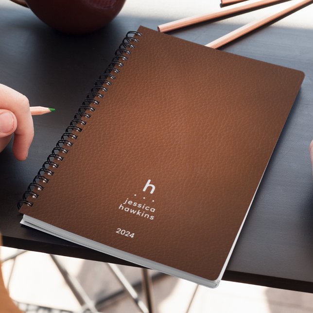 Agenda Monograma moderno de cuero marrón de moda semanal (Subido por el creador)