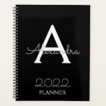 Agenda Monograma negro plateado 2022 Elegante<br><div class="desc">2022 Silver Black Monogram Name y First Spiral Notebook Planner. Esto hace que el dulce perfecto cumpleaños 16,  boda,  ducha de novia,  aniversario,  ducha de bebé o fiesta de soltera sea regalo para alguien que ama el lujo glam y los estilos de moda.</div>