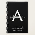 Agenda Monograma negro plateado 2022 Elegante<br><div class="desc">2022 Silver Black Monogram Name y First Spiral Notebook Planner. Esto hace que el dulce perfecto cumpleaños 16,  boda,  ducha de novia,  aniversario,  ducha de bebé o fiesta de soltera sea regalo para alguien que ama el lujo glam y los estilos de moda.</div>