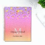 Agenda Monograma Nombre Estrellas de Oro Arcoiris<br><div class="desc">Este planificador giratorio está decorado con estrellas doradas sobre un fondo purpurina de arcoiris rosa. Personalizable fácil con su nombre,  monograma y año.</div>