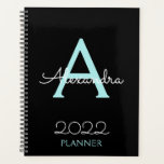 Agenda Monograma Verde azulado Aqua Blue Black Elegant de<br><div class="desc">2022 Verde azulado Aqua Blue and Black Monogram Name y First Spiral Notebook Planner. Esto hace que el dulce perfecto cumpleaños 16,  boda,  ducha de novia,  aniversario,  ducha de bebé o fiesta de soltera sea regalo para alguien que ama el lujo glam y los estilos de moda.</div>