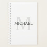 Agenda Monograma y nombre personalizados<br><div class="desc">El Monograma y el Nombre Personalizados Giftsee incluye un nombre personalizado en gris y monograma en gris claro como fondo,  en estilo de fuente serif clásico,  en fondo blanco.

Perfecto como regalo de vacaciones,  regalo del padre para papá y regalo para cualquier ocasión especial.</div>