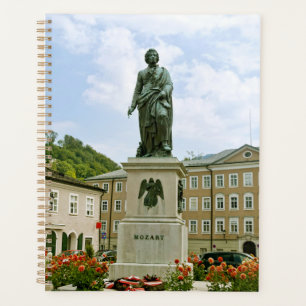 Agenda Monumento a Mozart en Salzburgo, Austria