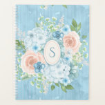 Agenda Moraleja floral de monograma rosa azul rustico Chi<br><div class="desc">Motivo floral de rayas azules chic Shabby con planner monograma. Patrón rústico pero elegante con hermosos pasteles angustiados de azul y rosa Añade tu inicial para hacerlo propio. Es simplemente encantador. Sé que también te encantará.</div>
