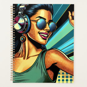 Agenda Mujer pop artística en baile de audífonos