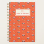 Agenda Naranja folclórico escandinavo personalizado<br><div class="desc">Bonito y minimalista,  este estilo danés moderno de arte folclórico folclórico presenta un patrón de flores simples en naranja. Personalízalo con tu nombre.</div>