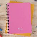 Agenda Papelería personal ・ Hot Pink 2024 Weekly<br><div class="desc">Papelería personal simple. Planificador anual de 2024. Planificador de 12 meses con resúmenes mensuales y hojas de planificación semanales. Contacte para obtener ayuda en la personalización.</div>