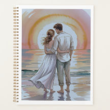 Pareja en la playa al atardecer