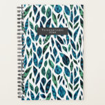 Agenda Patrón botánico azul y verde<br><div class="desc">Patrón de hojas azules y verdes inspirado en las acuarelas. Personalice el nombre dentro del rectángulo gris en la parte delantera.</div>