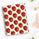 Agenda Patrón de fresa, fresas rojas, frutas, hojas<br><div class="desc">Patrón lindo,  divertido y adorable con fresas rojas y hojas verdes. Un regalo moderno y de moda,  perfecto para el amante de la fruta en su vida.</div>