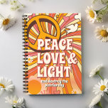 Agenda Paz Amor Luz y Destruir el patriarcado<br><div class="desc">Paz Amor Luz y Destruir el Planificador del Patriarcado - Lejos amigos, cavan esta vista de la paz, amor y planificación de la luz de los 60. Presenta colores psicodélicos y un símbolo de paz suave. Sólo el planificador más genial para seguir el rastro de tus fechas importantes y mostrar...</div>