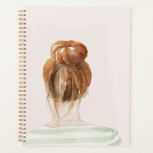 Agenda Pelo Rojo Top Knot Bun