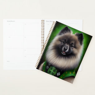 Agenda Perro Keeshond con vestido de San Patricio